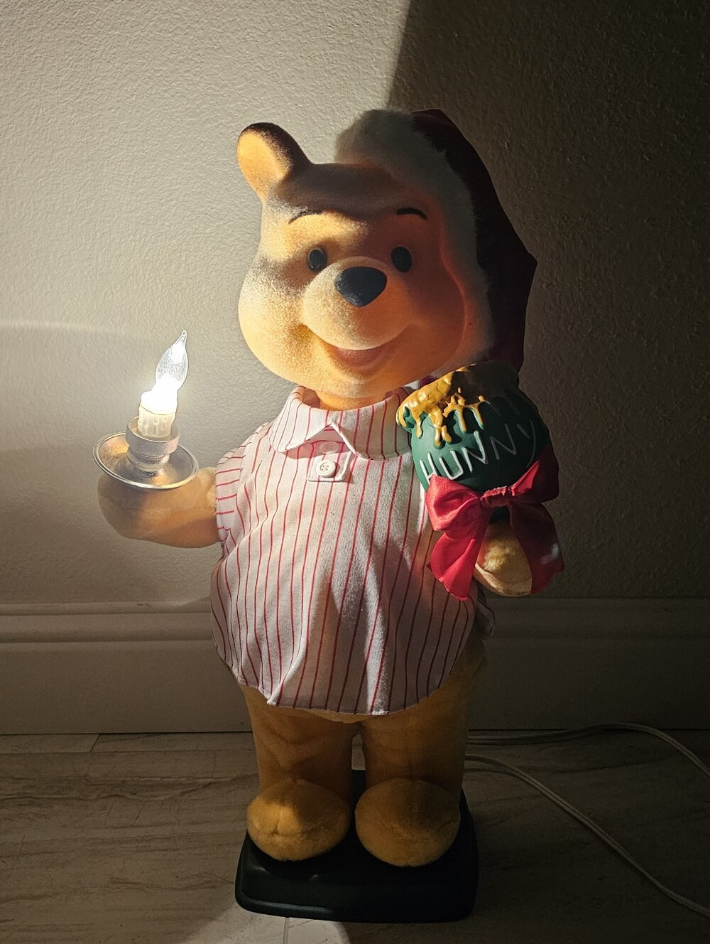 Disney 22" Telco Motionette Winnie Pooh Pajamas Animated Figure 1995 Works!